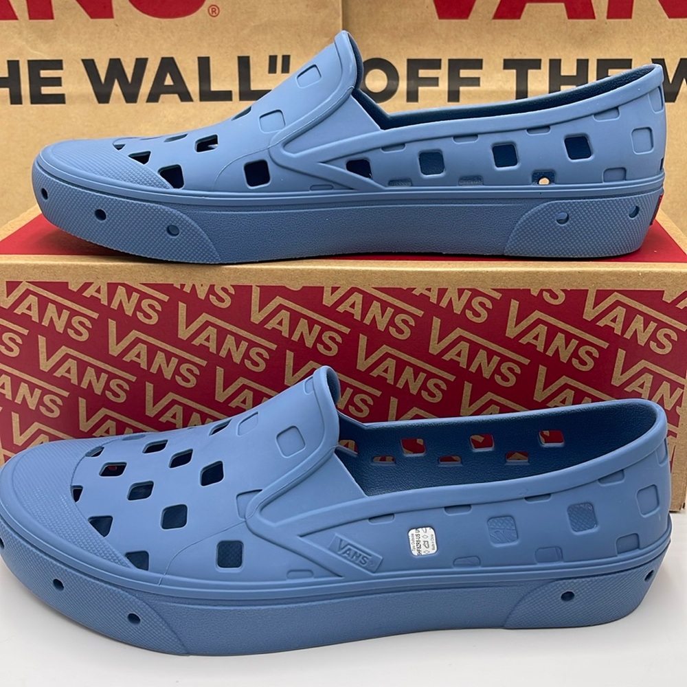 Vans Men’s Slip-On Trk Captains Blue 
VN0A5HF8ZR8
Sneakers